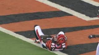 That time when @ochocinco tried to blindside Ray Lewis 😅 (via @nflfilms)