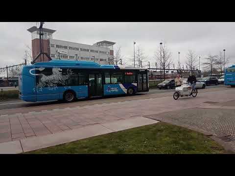 Bus 8 bij eindpunt Leeuwarden Busstation