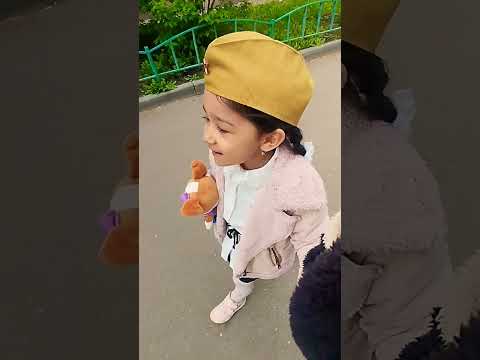 @asmira2019kasimova Асмира поёт стих про Великою Победу (Прадедушка)#россия #таджикистан #дети