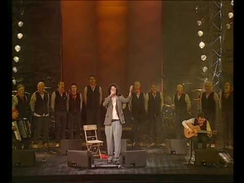 Simone Cristicchi e il Coro dei Minatori di Santa Fiora - Miniera - Musicultura 2009