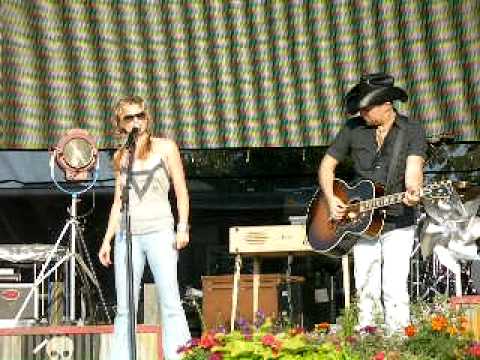 Sugarland Country Thunder 2007 One Blue Sky