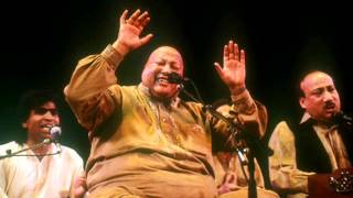 Chap Tilak Sab Cheeni By Nusrat Fateh Ali Khan By: WWW.RADJAMULTIMEDIA.NL