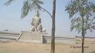 preview picture of video 'Korantee Hanuman Statue, Gulbarga, Karnataka (India)'