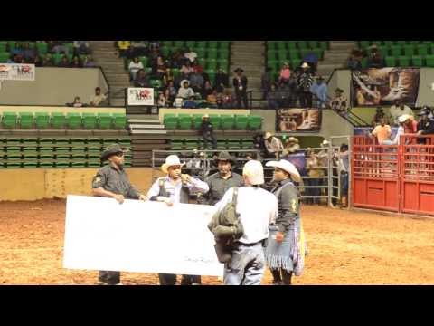 Noel Perry Donates 10,000.00 to Rodeo R Die