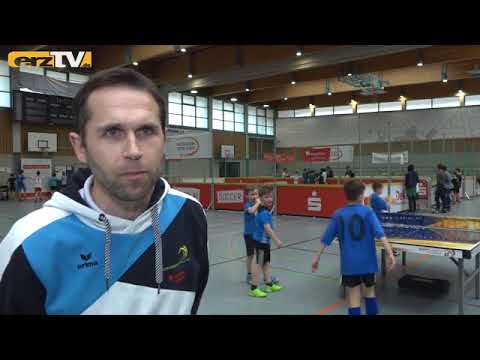 Ball rollt bei Soccer Tour