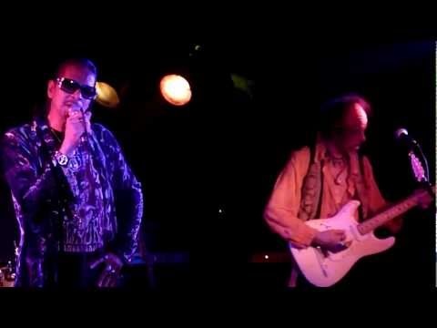 Randy Hansen & Leon Hendrix - Hey Jimi (Hey Joe), Musikclub Outbaix, Übach-Palenberg, 31.10.2011