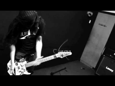 Misa Histérica - El Logro de los Mediocres (video clip)