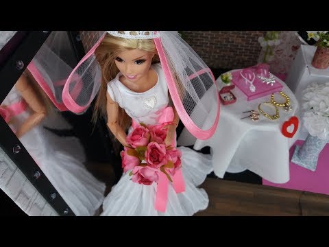 Barbie Day before Wedding. Barbie trying new wedding derss in salon Video