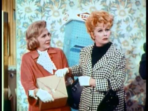The Lucy Show |TV-1967| LUCY GETS TRAPPED |S6E2