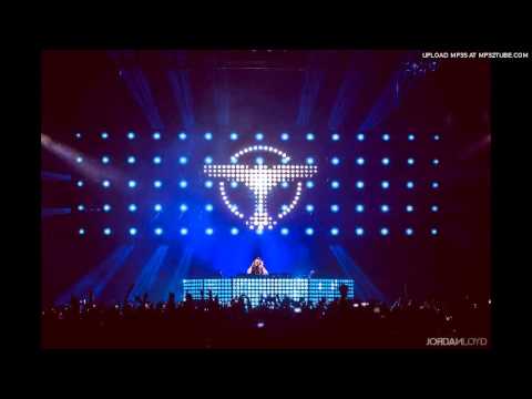 Vee Brondi & Marcelo Sa Feat. Razzy -- Insanity