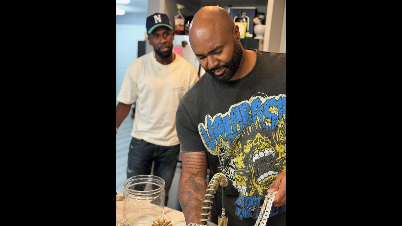 When Mike tells Jacoby he is ready to give Domini a real chance!