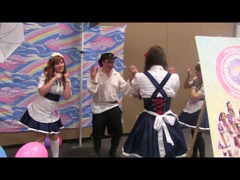 Dancing With The Maids of The Maid Cafe!