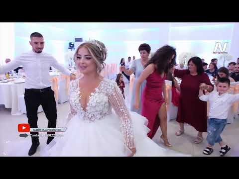 Nusja kercen me Familjen, Dasma e bukur Shqiptare 2021