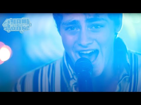 STEFFAN ARGUS - "Make Me Cry" (Live at JITVHQ in Los Angeles, CA 2018) #JAMINTHEVAN