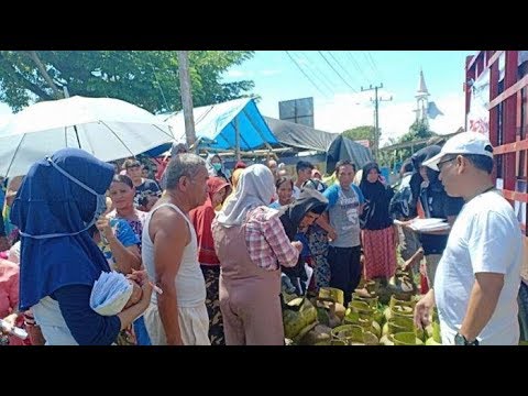 Pembagian Sembako Gratis Bagi Warga yang Bermukim di Sekitar Bandara Internasional Sultan