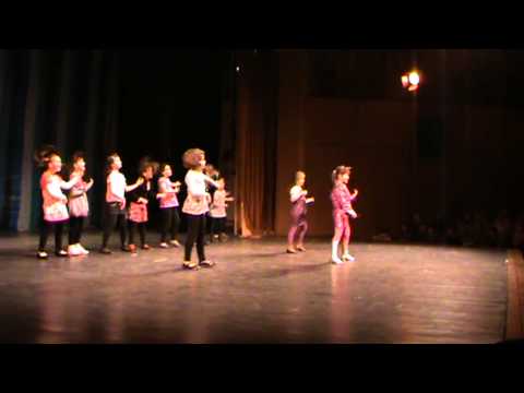 Barzu Denisa - cl a2 a --Zilele scoli 2012