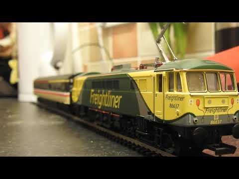 Hornby OO gauge Freightliner Class 86637