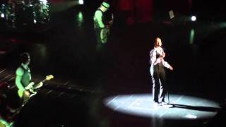 Sade - Still in love with you (live in Milan 06-05-2011)