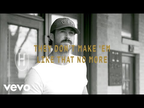 Riley Green - They Don’t Make 'Em Like That No More (Lyric Video)