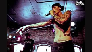 Machine Gun Kelly - Warning Shot (ft. Livvi Franc)