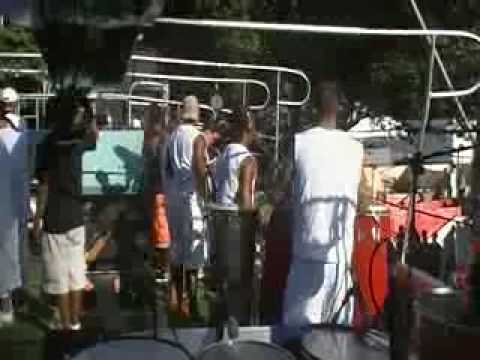 Abertura - Os Barões - Bloco Traz a Massa