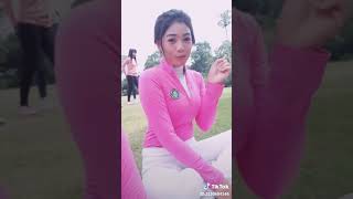 Download lagu Goyang imut😆😂 mp3