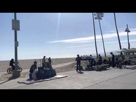 Estee Nack : Venice Beach / Lotus Realm #outofbody LO CEASAR
