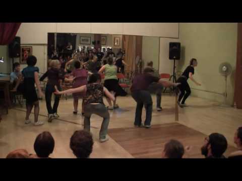 Laura Glaess and Mike Roberts perform with students at Midwest Lindy Fest 2010