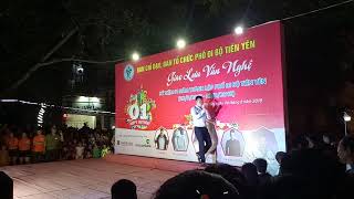 preview picture of video 'TỰ LONG biểu diễn tại phố đi bộ Tiên Yên.'