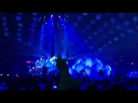 Sensation Amsterdam 2011 - AN21 & Max Vangeli "People Of The Night" *HD*