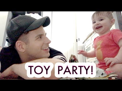 PLAY TIME WITH OUR FAVORITE NEW BABY TOY!  /// McHusbands