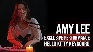 Evanescence&#39;s Amy Lee Performs Using a Hello Kitty Keyboard