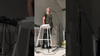 Duet for One (Theo Bleckmann)