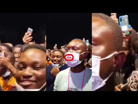 Kwame Yogot on heat period on stage……I couldn’t stop watching this performance.