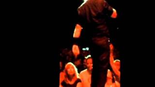 Bruce Springsteen's Fist Pound to @DougKolkKTLA