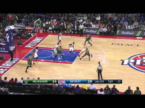 John Henson vs Detroit Pistons 04.12.2015 (8Pts)