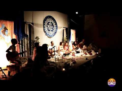 Flor das Águas Bhakti Som - Doce Encanto da Palavra