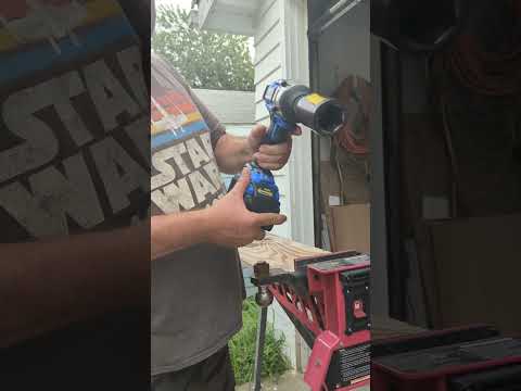 KOBALT MID TQ IMPACT WRENCH with 8 AMP ULTIMATE OUTPUT battery 1 1/2 NUTT