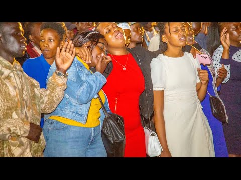 Soaking in Worship - Brother Samuel 