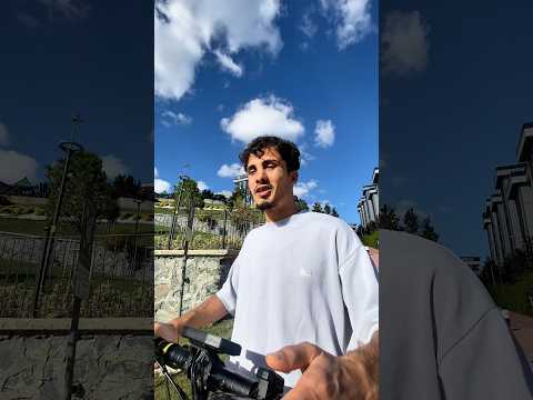 Cam kırıntısını Scooter’ın tekerinin altına koymuş ve tekelin patladı 😱 #comedy