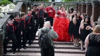 preview picture of video 'Robin's Quinceañera: Part One - The Photoshoot'