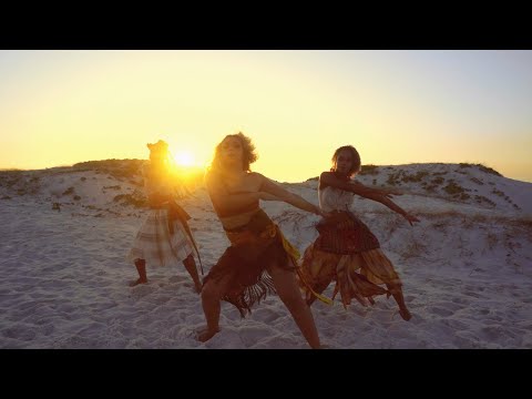 BRAZA - Lá Adiante (Clipe Oficial)