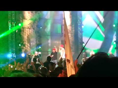 Club Dogo - Ragazzo della piazza MTV Days 2012