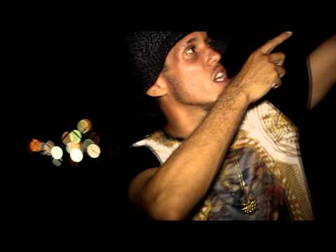 [Clip Officiel] Layen J - Protège Moi d'eux {MrFox Film's}