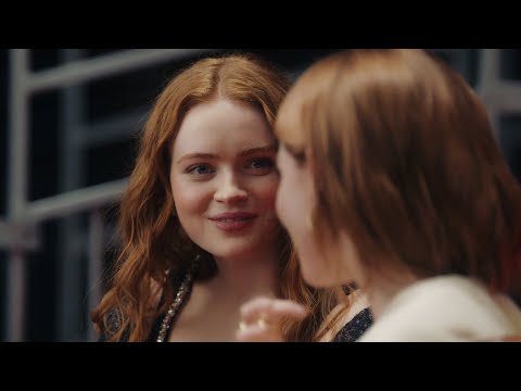 Sadie Sink and Lucy Boynton at the CHANEL Spring Summer 2023 Haute Couture show — CHANEL Shows