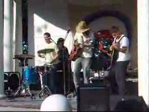 Alexis Blue - Your Easy Life (Semi-Acoustic)