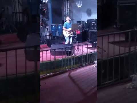 Ao vivo em Jitaúna Bahia.