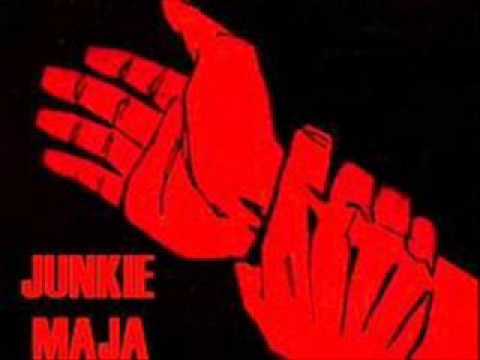 Junkie Maja - Labavi stisak ruke (demo snimak 2008.)