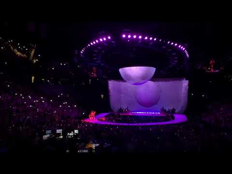 Ariana Grande - Sweetener Tour - Thank u, next