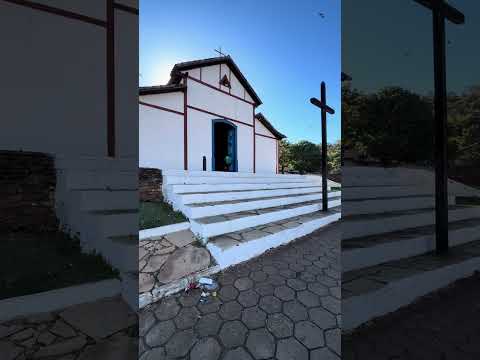 A Paróquia Nossa Senhora do Pilar é o principal marco histórico e religioso de Pilar de Goiás,
